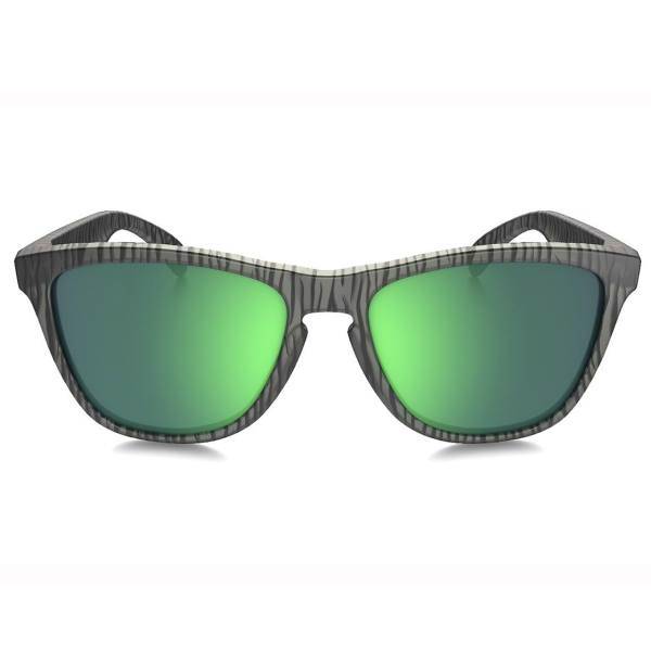 عینک آفتابی اوکلی سری Frogskins Urban Jungle مدل 69-9013، Oakley Frogskins Urban Jungle 9013-69 Sunglasses