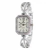 ساعت مچی عقربه ای زنانه ریزن مدل RZ579