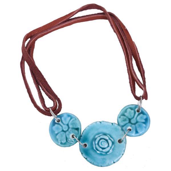 دستبند گالری بی بی طرح گل و گشنیز مدل 00-07، BiBi Gallery Flower and Coriander 07-00 Bracelet