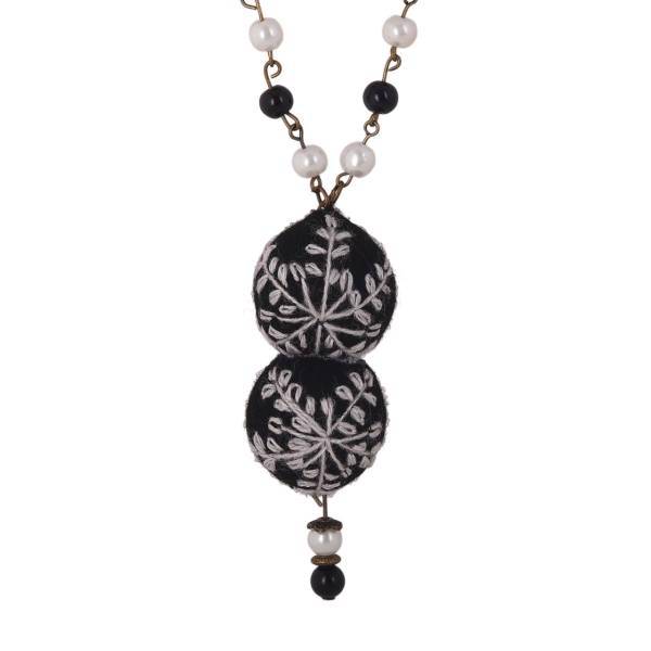 گردنبند سوزن دوزی گالری آرژه طرح توپ مشکی مدل 00-26، Arzhe 26-00 Black Ball Needlework Necklace