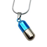 گردنبند کیوسک گالری طرح کپسول مدل M36