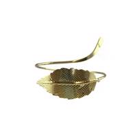 بازوبند طلایی طرح برگ کد 2