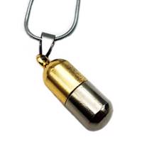 گردنبند کیوسک گالری طرح کپسول مدل M30